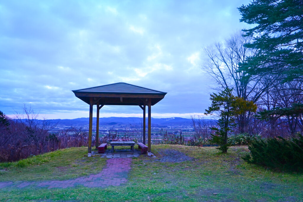 由仁町伏見台展望台、東屋