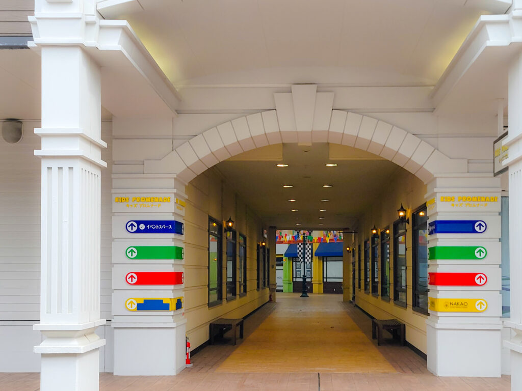 キッズプロムナード前2